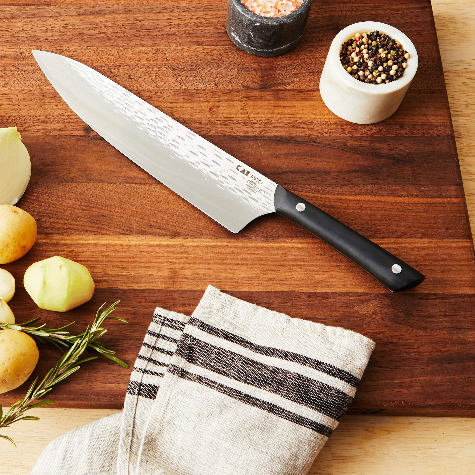 KAI Pro Chef&#39;s Knife