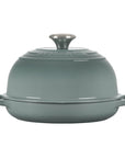 Le Creuset 9.5″ (1.75 qt.) Signature Bread Oven