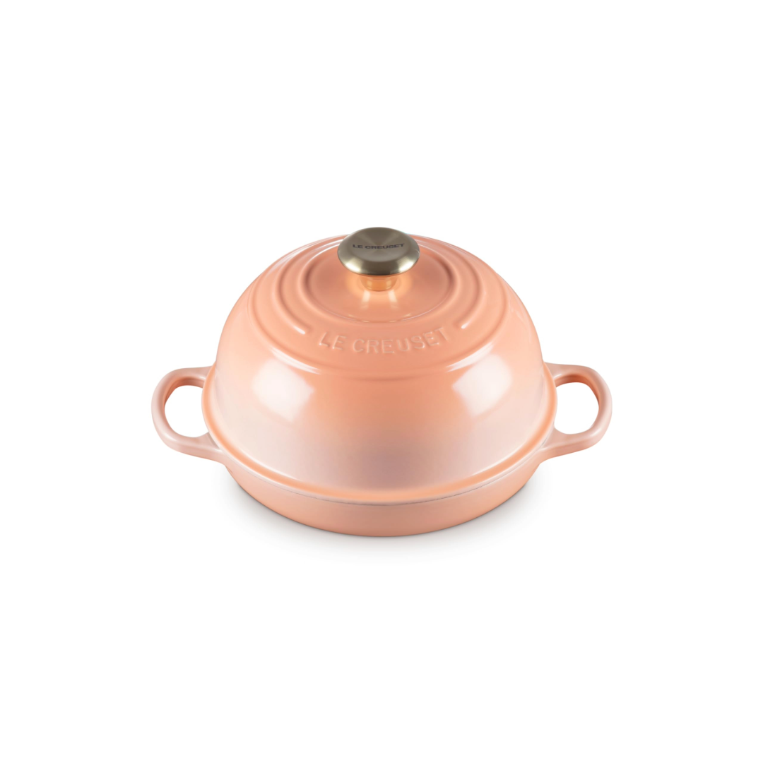 Le Creuset 9.5″ (1.75 qt.) Signature Bread Oven