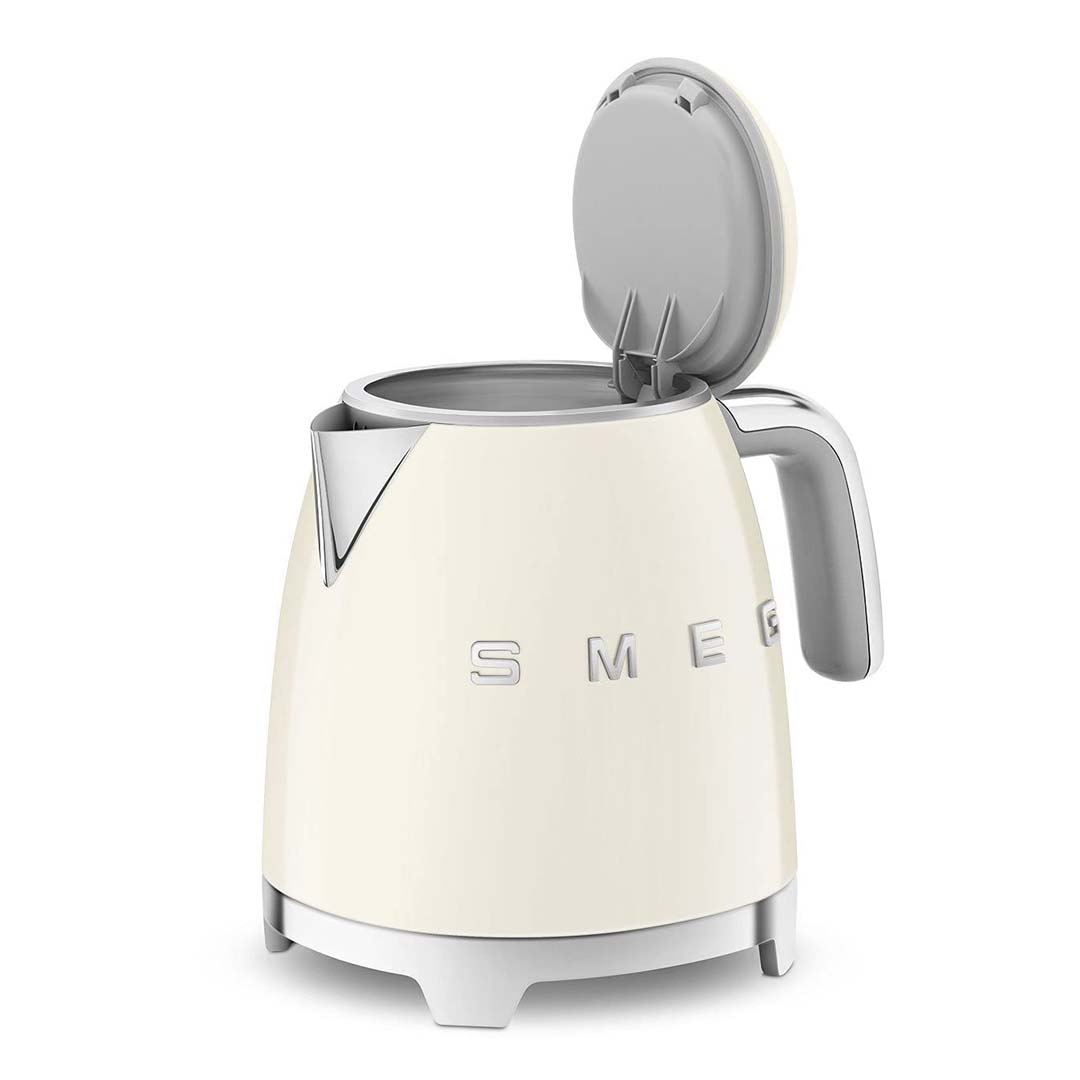 SMEG 50&#39;s Retro Style Electric Mini Kettle 1.7 Liters