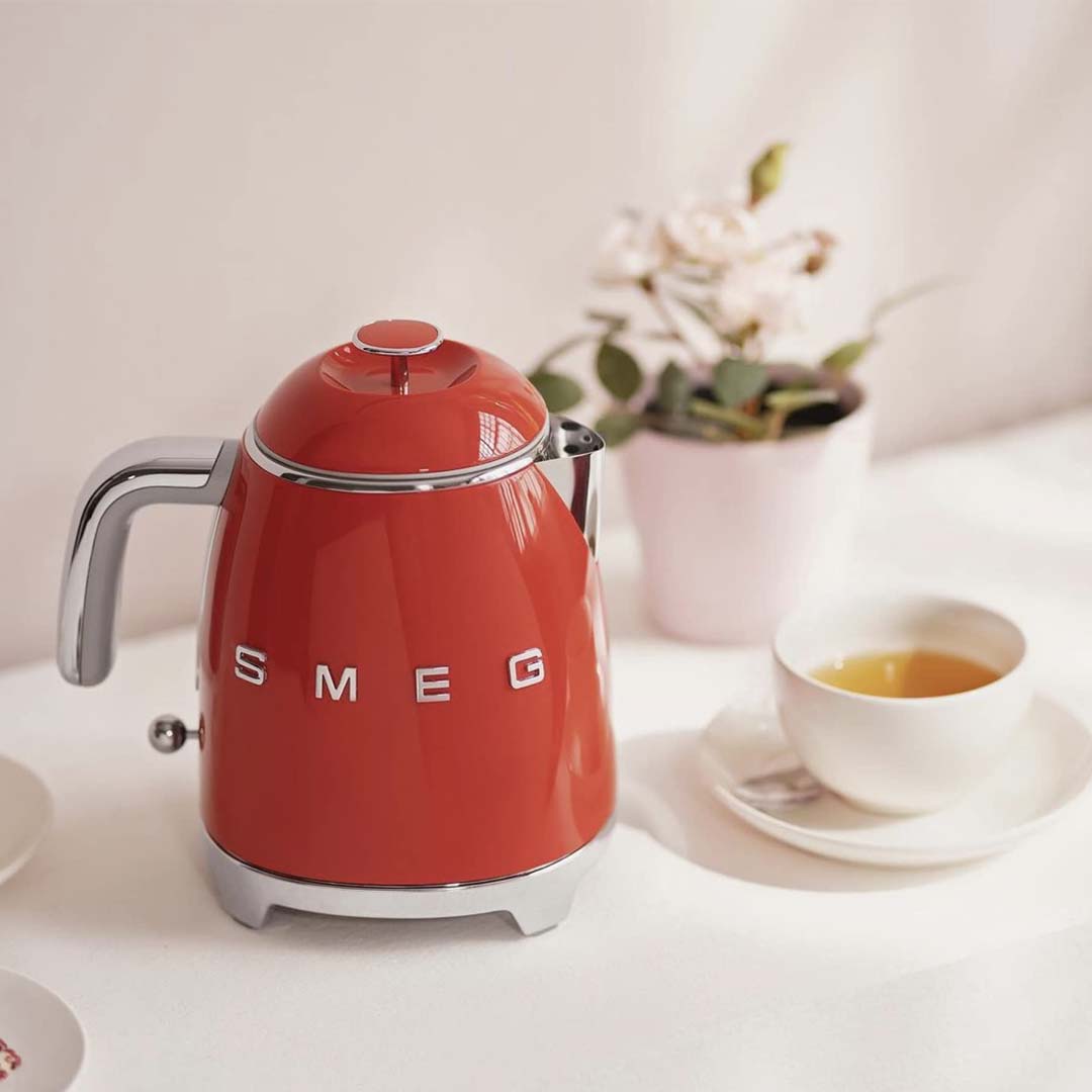 SMEG 50&#39;s Retro Style Electric Mini Kettle, 3 Cup